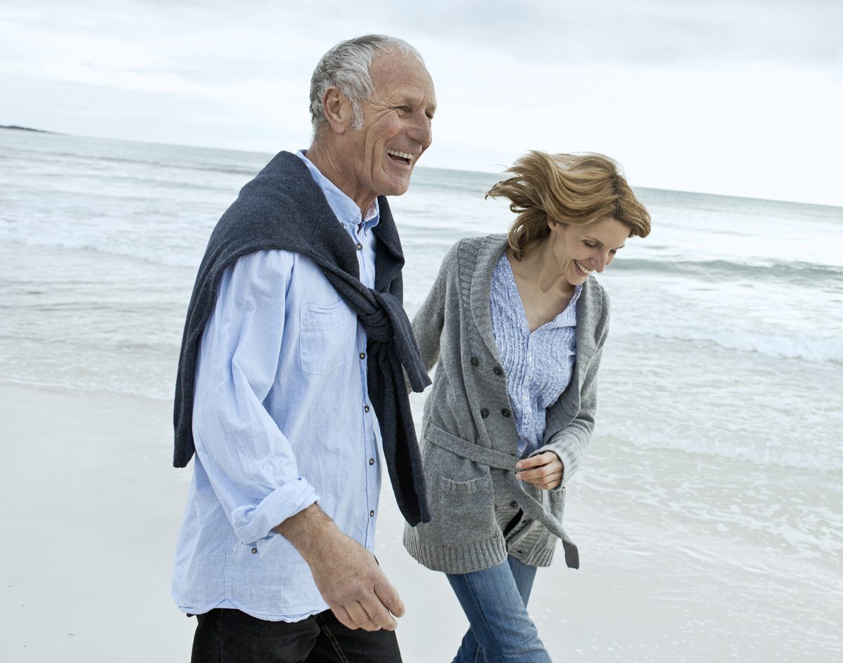 Metrolina-Neurological-Associates-couple-smiling-and-walking